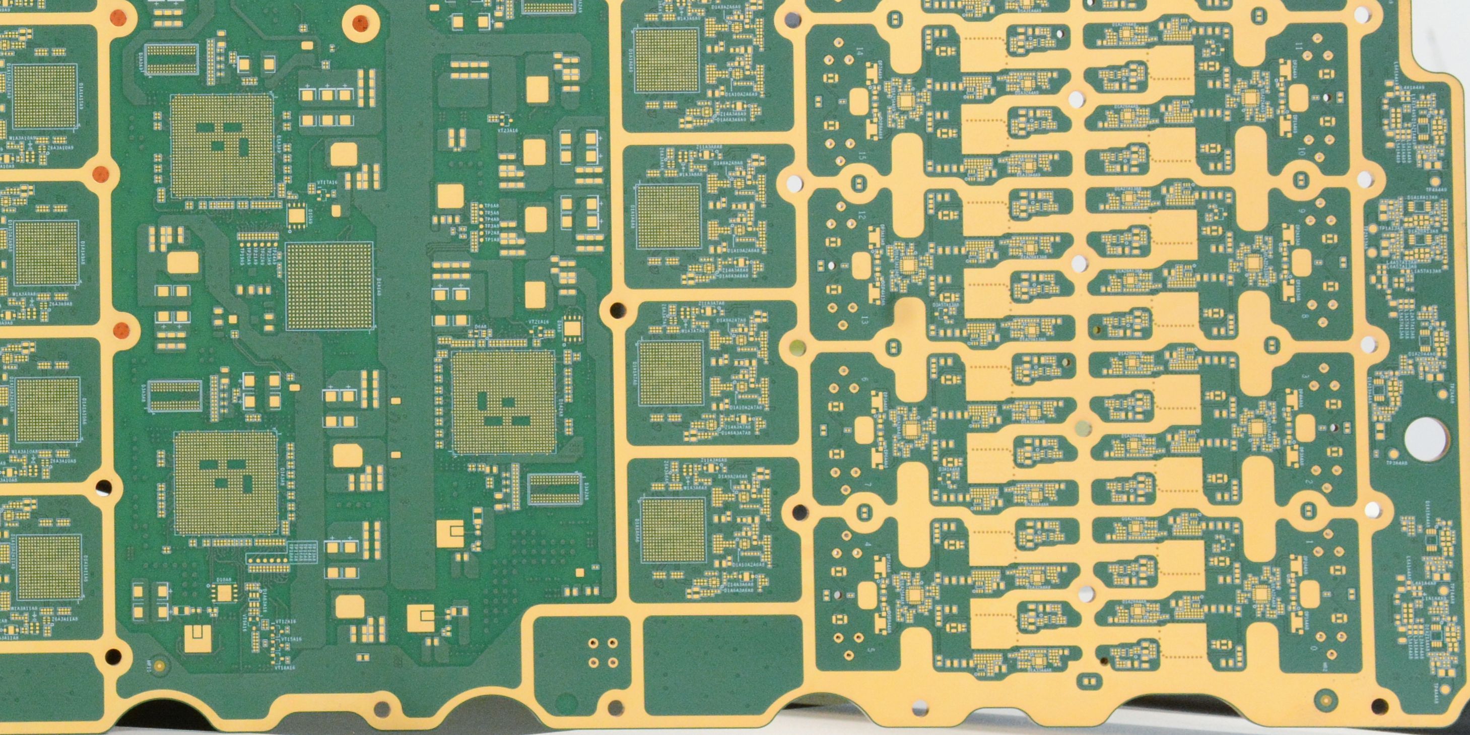 AAU�����